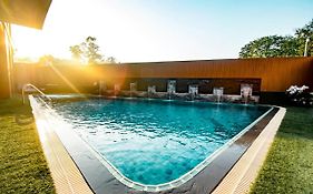 เดอะ วาย บูทิก โฮเต็ล